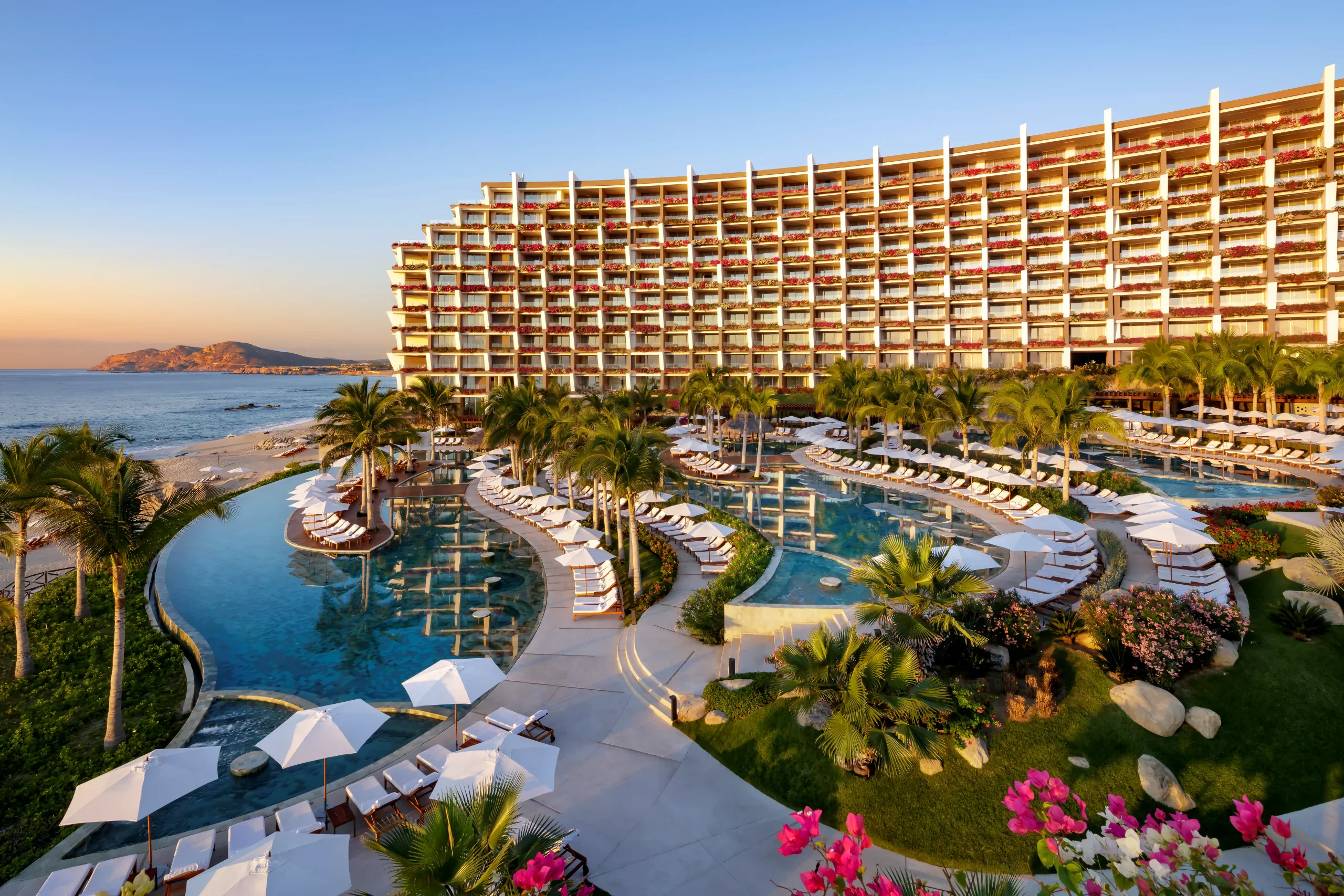 Resorts & Hotels